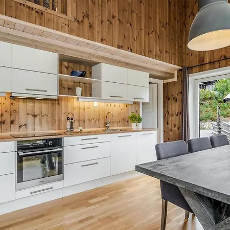 4 Bedroom Awesome In Gol Golsfjellet