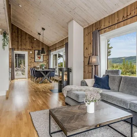 Holiday home 4 Bedroom Awesome In Gol *