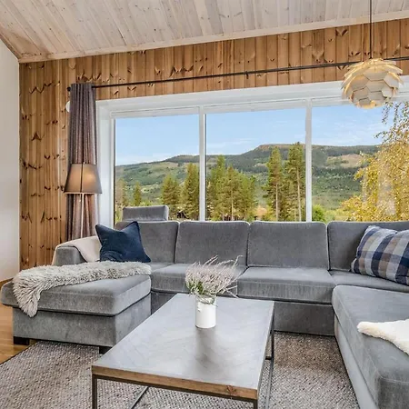 4 Bedroom Awesome In Gol Holiday home Golsfjellet