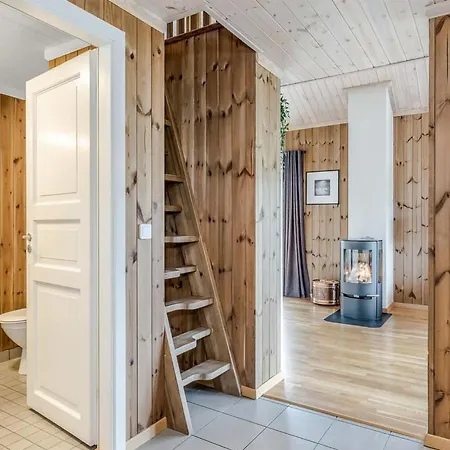 4 Bedroom Awesome In Gol * Golsfjellet